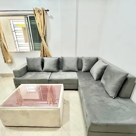 Yepplo Service Apartments - Kolkata - Private Kitchen & Daily Housekeeping Service Exterior photo