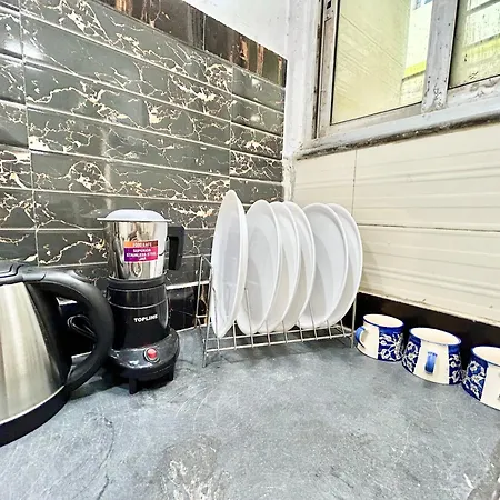 Yepplo Service Apartments - Kolkata - Private Kitchen & Daily Housekeeping Service Exterior photo