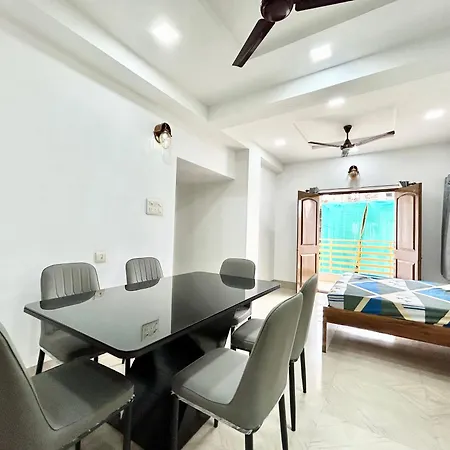 Yepplo Service Apartments - Kolkata - Private Kitchen & Daily Housekeeping Service Exterior photo