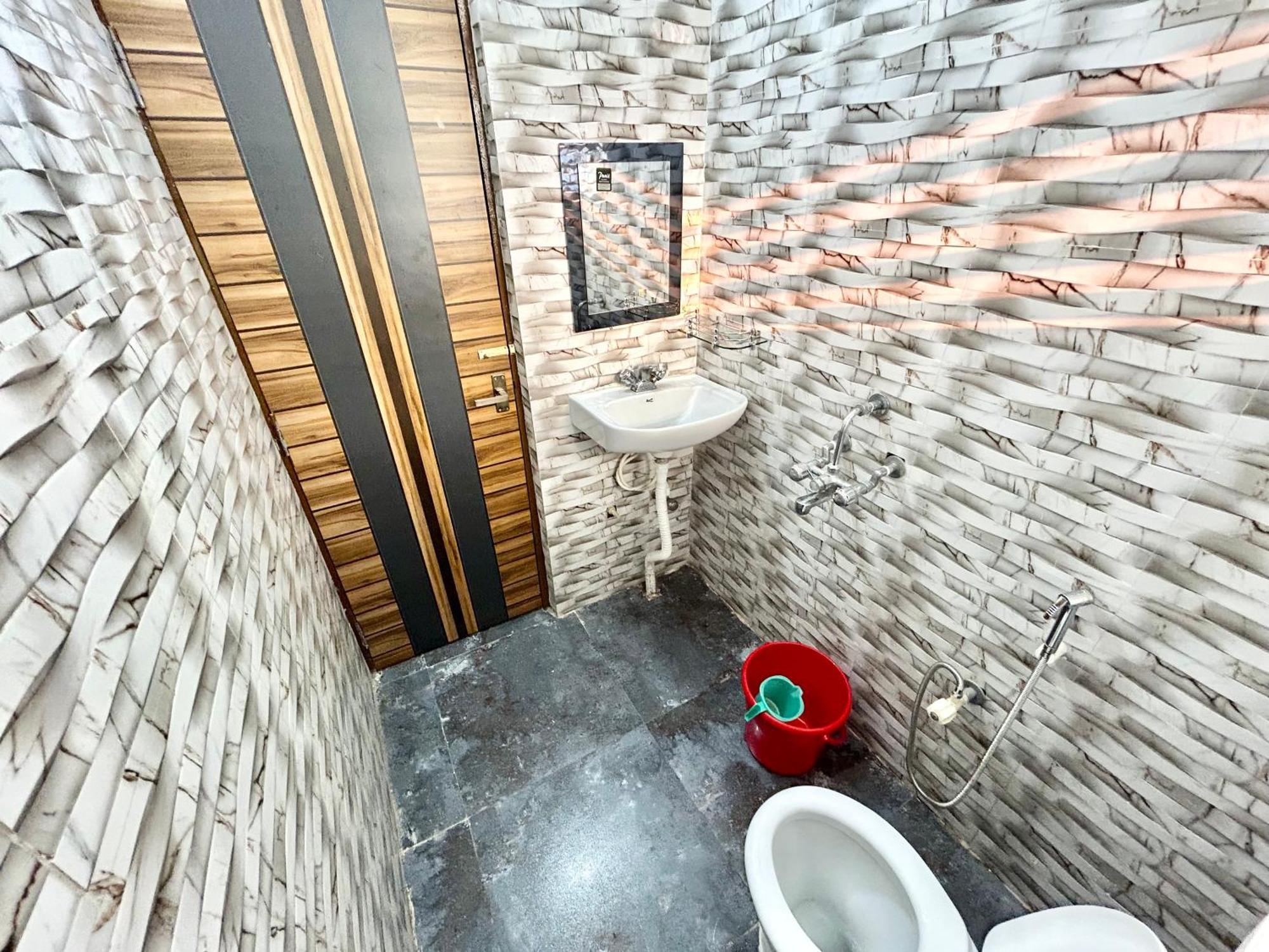 Apartment Yepplo Service - - Private Kitchen & Daily Housekeeping Service Kolkata