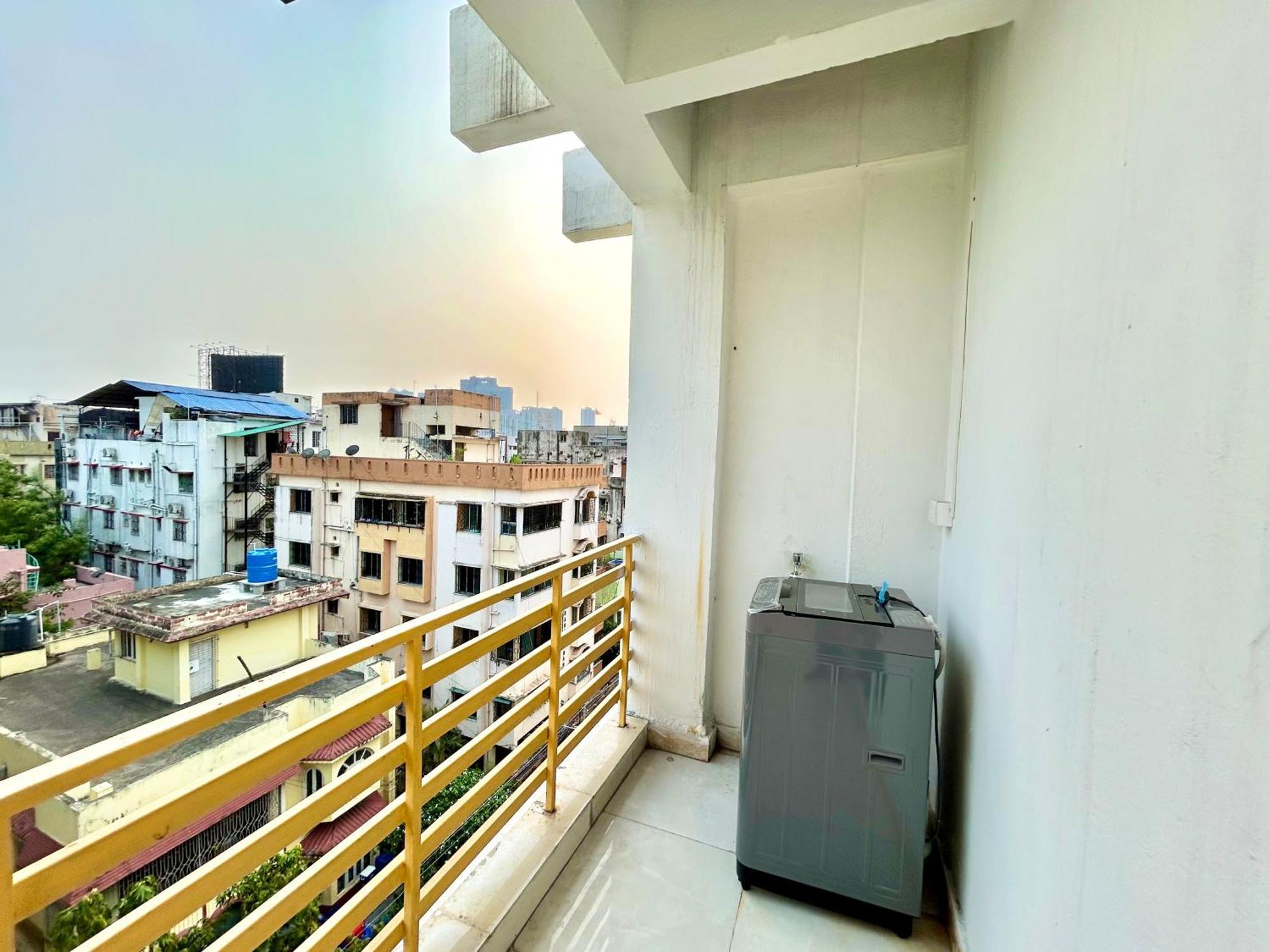 Apartment Yepplo Service - - Private Kitchen & Daily Housekeeping Service