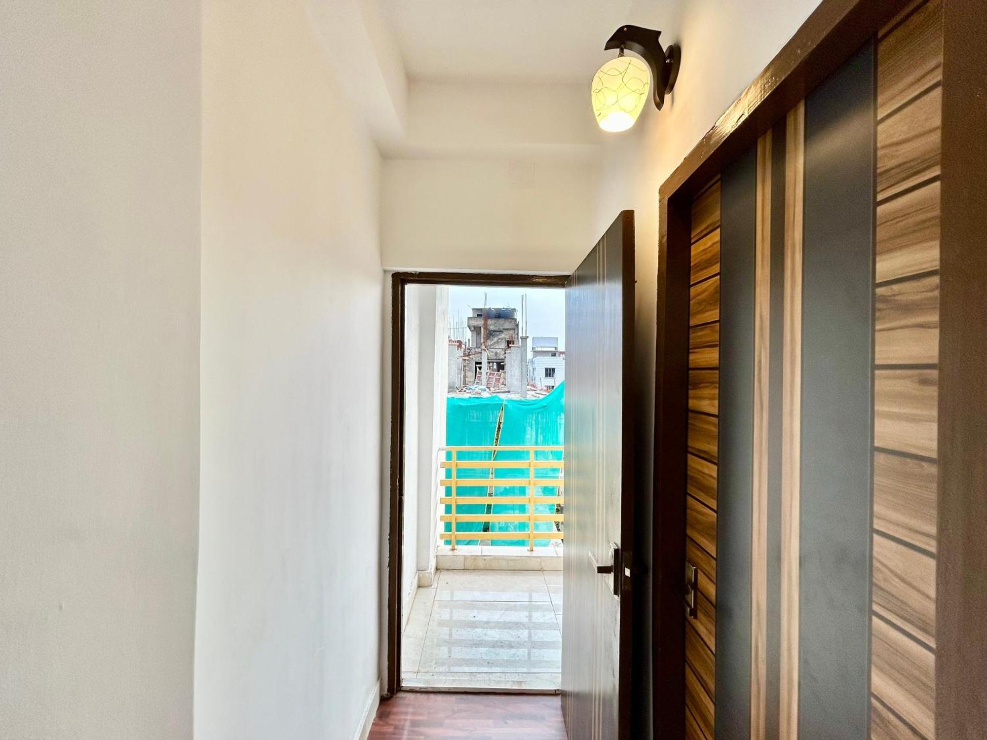 Yepplo Service - - Private Kitchen & Daily Housekeeping Service Apartment