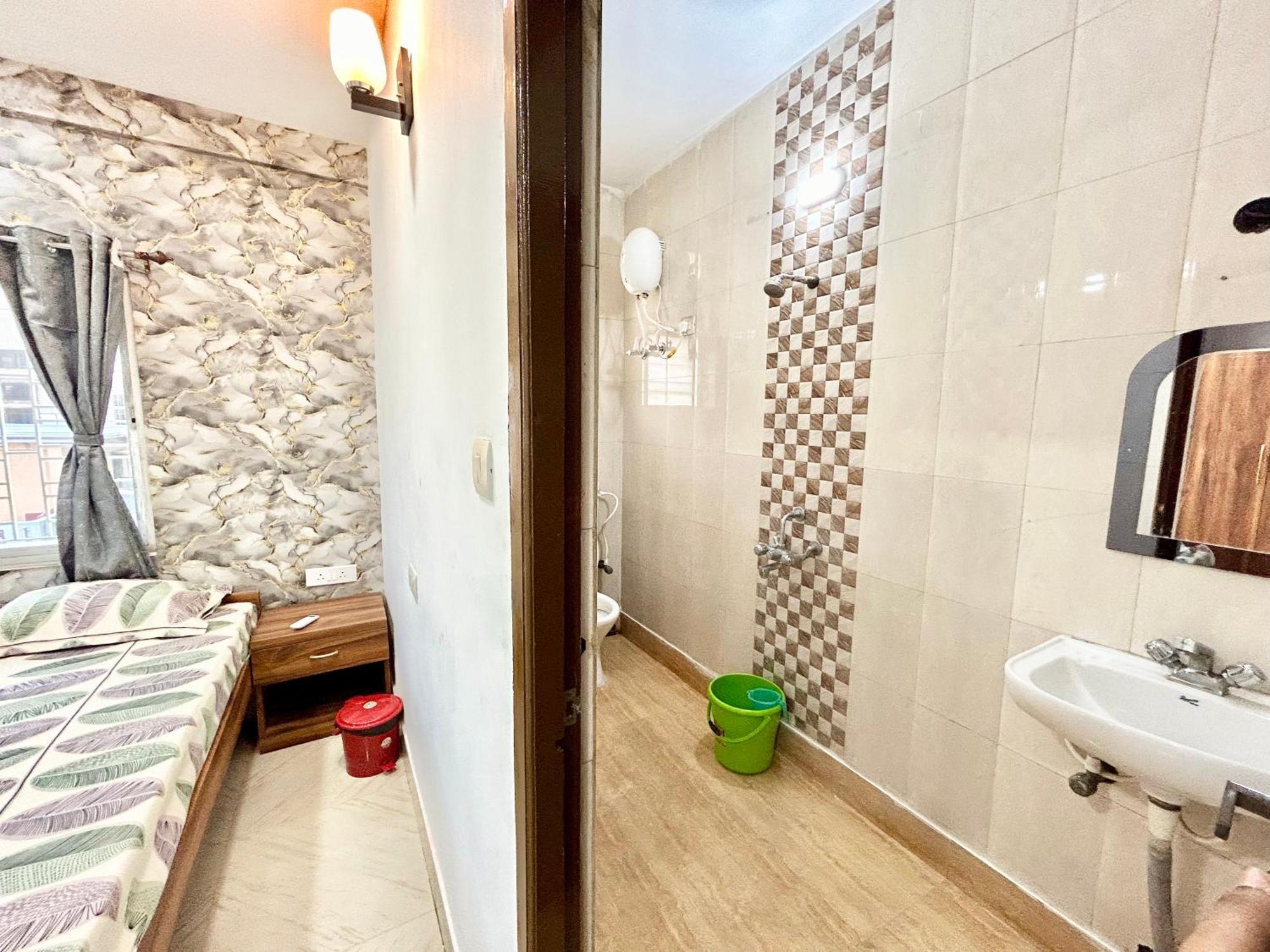 Apartment Yepplo Service - - Private Kitchen & Daily Housekeeping Service