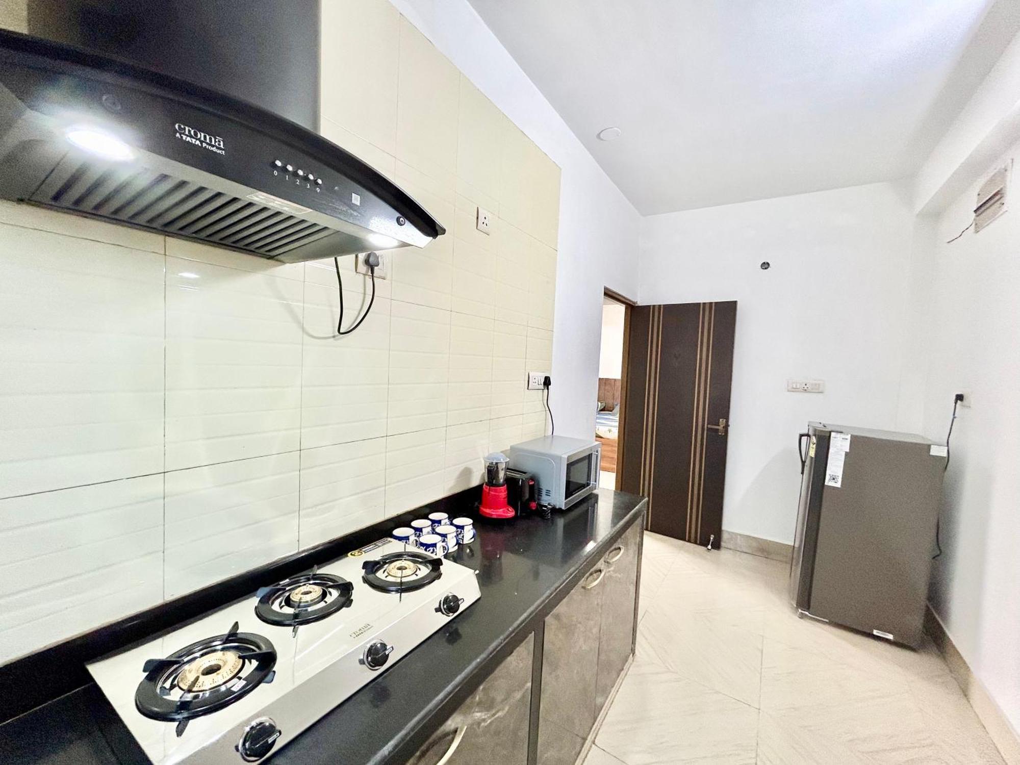Apartment Yepplo Service - - Private Kitchen & Daily Housekeeping Service *