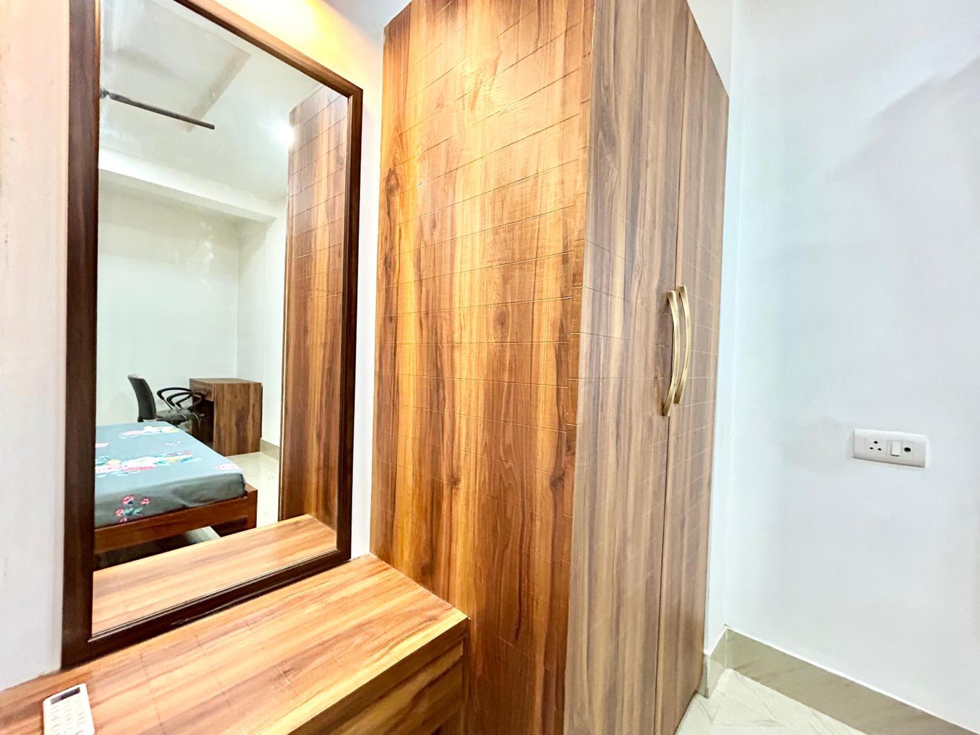 Apartment Yepplo Service - - Private Kitchen & Daily Housekeeping Service